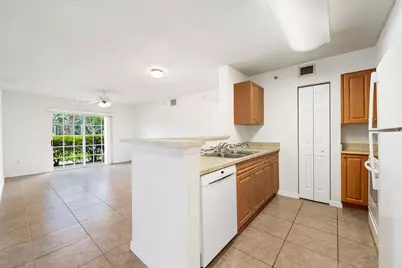 6777 Heritage Grande #1107, Boynton Beach, FL 33437 - Photo 4