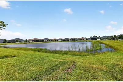 2048 SE Crosswood Way, Port Saint Lucie, FL 34984 - Photo 24
