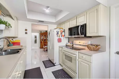 2377 SW 8th Avenue, Boynton Beach, FL 33426 - Photo 14