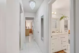 2377 SW 8th Ave, Boynton Beach, FL 33426 - Photo 22