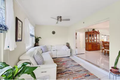 2377 SW 8th Avenue, Boynton Beach, FL 33426 - Photo 8