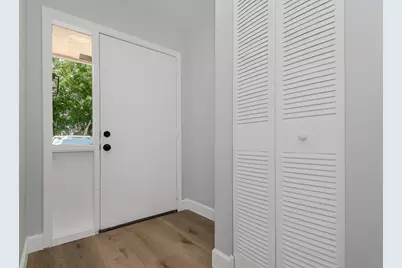 9279 NW 17th Court, Pembroke Pines, FL 33024 - Photo 14