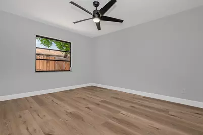 9279 NW 17th Court, Pembroke Pines, FL 33024 - Photo 20