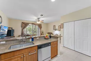8274 SW 29th St, Miramar, FL 33025 - Photo 8