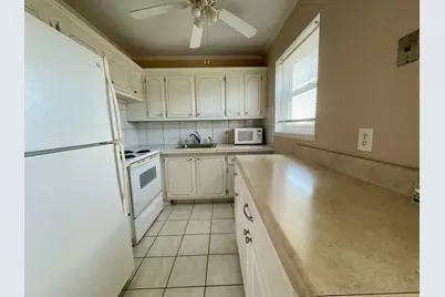 38 Cambridge B, West Palm Beach, FL 33417 - Photo 2