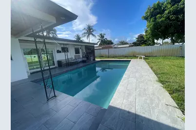 2310 N 67th Terrace, Hollywood, FL 33024 - Photo 4