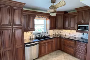 109 Wettaw Ln, North Palm Beach, FL 33408 - Photo 10