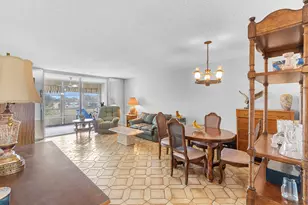 7624 NW 18th St, Margate, FL 33063 - Photo 12