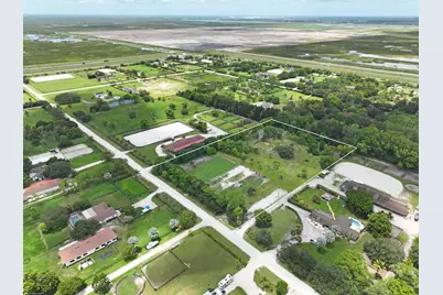 16639 Hollow Tree Lane, Wellington, FL 33470 - Photo 8