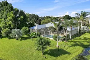 1863 SE Bowie St, Port Saint Lucie, FL 34952 - Photo 2