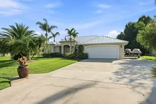 1863 SE Bowie St, Port Saint Lucie, FL 34952 - Photo 6