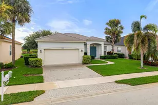 531 SW Lake Manatee Way, Port Saint Lucie, FL 34986 - Photo 4