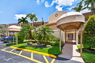 7348 N Devon Dr, Tamarac, FL 33321 - Photo 2