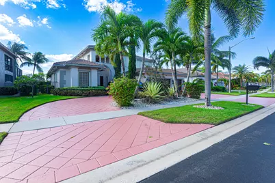 1811 Waldorf Drive, Royal Palm Beach, FL 33411 - Photo 2