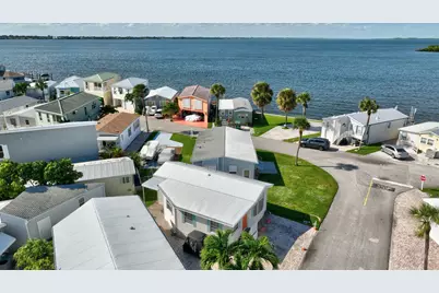 217 Nettles Boulevard, Jensen Beach, FL 34957 - Photo 36