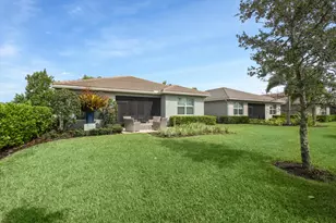 10748 SW Matisse Ln, Port Saint Lucie, FL 34987 - Photo 16