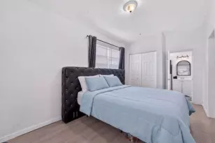 910 NW 17th Ave, Fort Lauderdale, FL 33311 - Photo 24