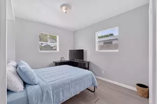 910 NW 17th Ave, Fort Lauderdale, FL 33311 - Photo 8