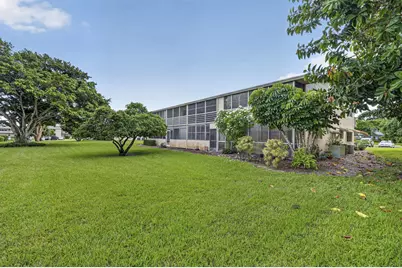 210 Canterbury J #1, West Palm Beach, FL 33417 - Photo 6