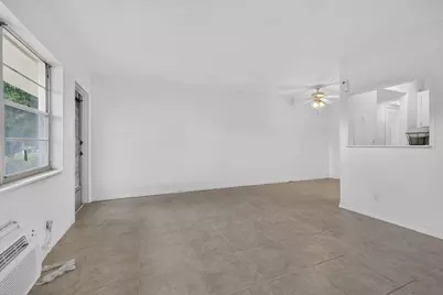 210 Canterbury J #1, West Palm Beach, FL 33417 - Photo 4