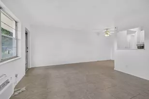 210 Canterbury J, West Palm Beach, FL 33417 - Photo 4