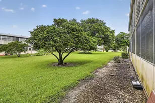 210 Canterbury J, West Palm Beach, FL 33417 - Photo 30