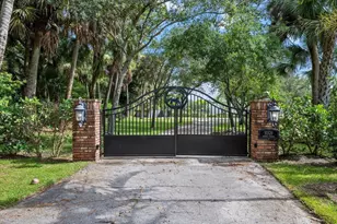 10320 Randolph Siding Rd, Jupiter, FL 33478 - Photo 16
