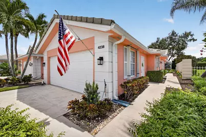 4238 Royal Oak Drive, Palm Beach Gardens, FL 33410 - Photo 2