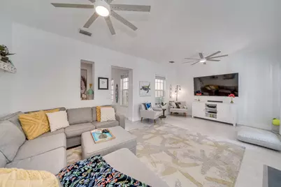 8335 NW 7th Terrace, Boca Raton, FL 33487 - Photo 2