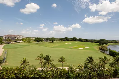 2000 Presidential Way #603, West Palm Beach, FL 33401 - Photo 2