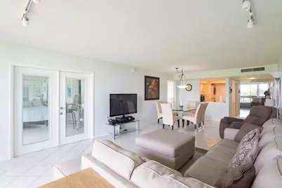 2000 Presidential Way #603, West Palm Beach, FL 33401 - Photo 12