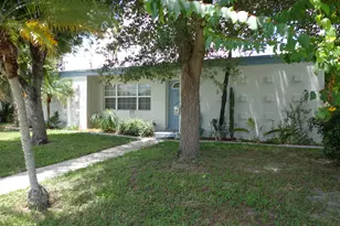 11751 Oleander Dr, Royal Palm Beach, FL 33411 - Photo 2