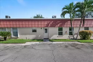 892 Worcester Ln, Lake Worth, FL 33467 - Photo 1