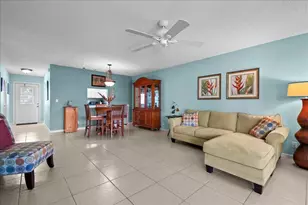 892 Worcester Ln, Lake Worth, FL 33467 - Photo 8