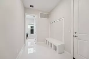 10169 NW Field Flower Trail, Port Saint Lucie, FL 34987 - Photo 4