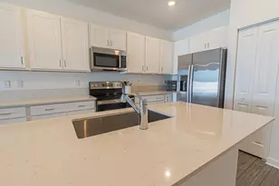 870 SE grovebush Ln, Port Saint Lucie, FL 34984 - Photo 4
