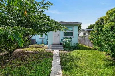 411 Evergreen Drive, Lake Park, FL 33403 - Photo 30
