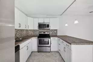 3003 San Clara Dr, Delray Beach, FL 33445 - Photo 12