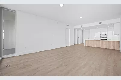 220 Lake Shore Drive #813, Lake Park, FL 33403 - Photo 6