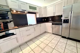 1502 S Lakeside Dr, Lake Worth Beach, FL 33460 - Photo 8