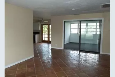 223 SE 14th Place, Deerfield Beach, FL 33441 - Photo 2