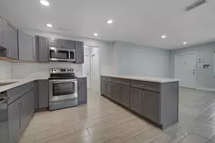 1060 NW 49th Ct, Deerfield Beach, FL 33064 - Photo 12