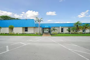 1060 NW 49th Ct, Deerfield Beach, FL 33064 - Photo 20