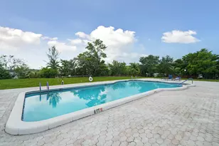 1060 NW 49th Ct, Deerfield Beach, FL 33064 - Photo 22