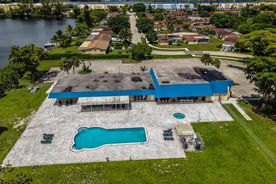 1060 NW 49th Court, Deerfield Beach, FL 33064 - Photo 30