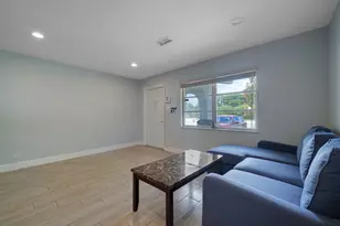 1060 NW 49th Ct, Deerfield Beach, FL 33064 - Photo 6