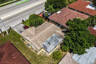 1060 NW 49th Court, Deerfield Beach, FL 33064 - Photo 28