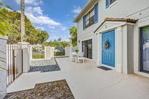 363 Prestwick Cir, Palm Beach Gardens, FL 33418 - Photo 70