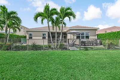2318 Bellarosa Circle, Royal Palm Beach, FL 33411 - Photo 10