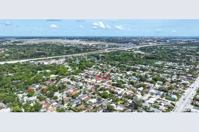 1000 W Lakewood Road, West Palm Beach, FL 33405 - Photo 4